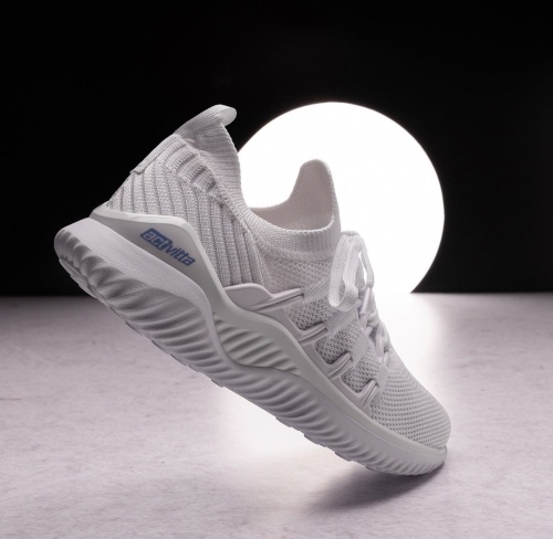 Дамски маратонки в бяло 4802-237-26866 Activitta