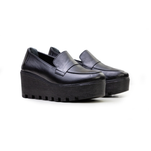 Дамски ежедневни обувки на платформа от естествена кожа черни 2401-01
