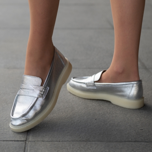 Дамски мокасини от естествена кожа сребро 390-1005 Angelina Ricci