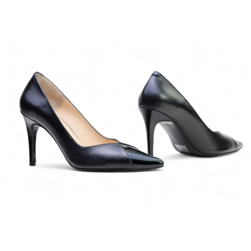 Дамски елегантни обувки от естествена кожа черни 271-22 Angelina Ricci