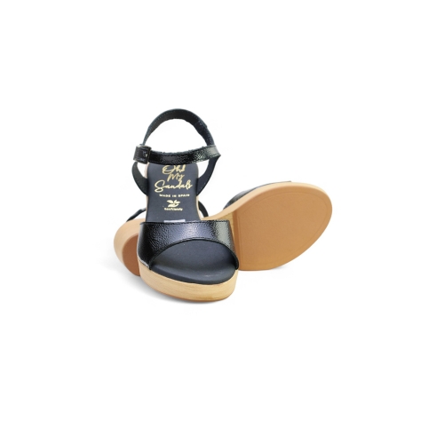 Дамски ежедневни сандали от естествен лак черни 5377 Oh My Sandals