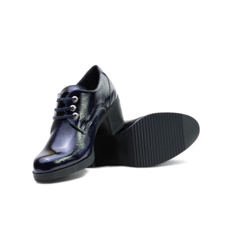 Дамски ежедневни обувки от естествен лак тъмно сини 40160 Baerchi