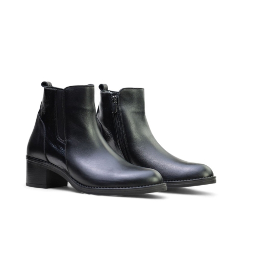 Дамски елегантни боти от естествена кожа черни 241456