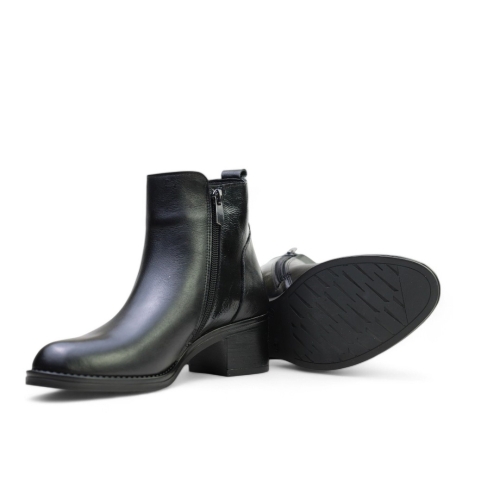 Дамски елегантни боти от естествена кожа черни 241456