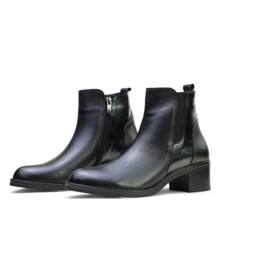 Дамски елегантни боти от естествена кожа черни 241456