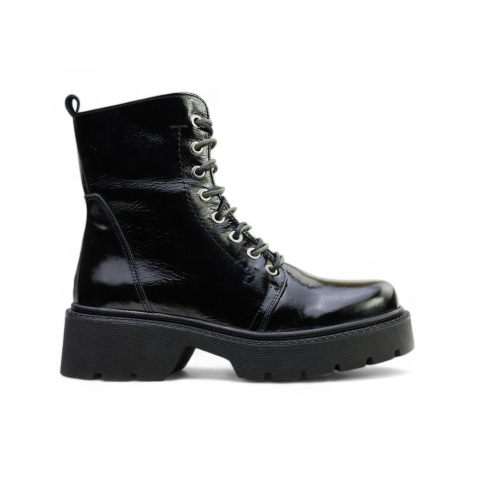 Дамски ежедневни боти от естествен лак черни 240010