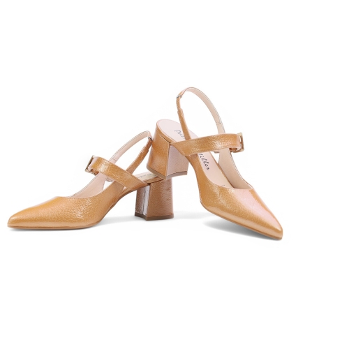 Дамски елегантни обувки от естествен лак камел 6745F H-1027 Patricia Miller