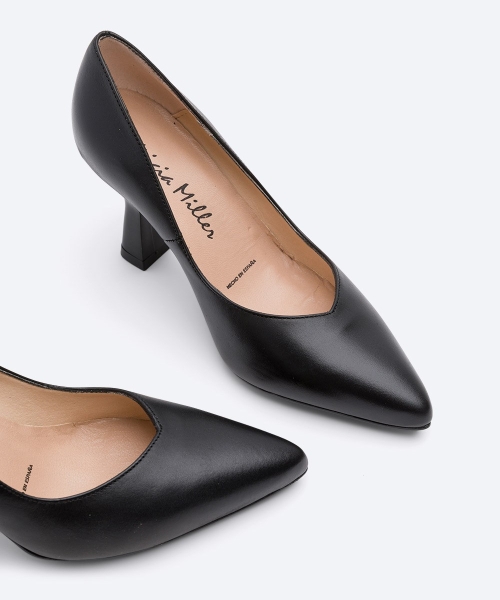 Дамски елегантни обувки от естествена кожа черни 5137 Patricia Miller