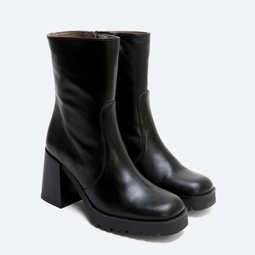 Дамски ежедневни боти от естествена кожа черни 6442 Patricia Miller