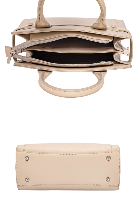 Дамска елегантна чанта капучино CM7544 David Jones