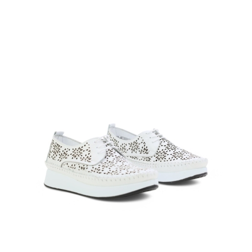 Дамски ежедневни обувки от естествена кожа в бяло 607 L-704