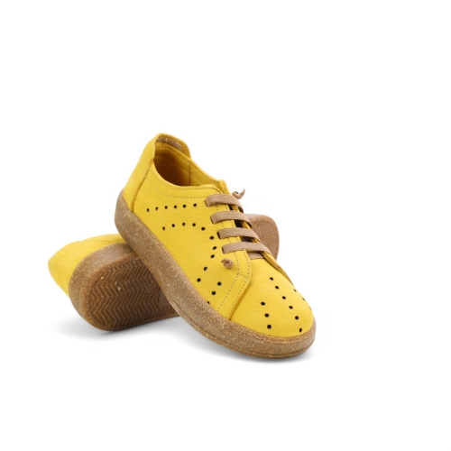 Дамски спортни обувки от естествен набук горчица 151062