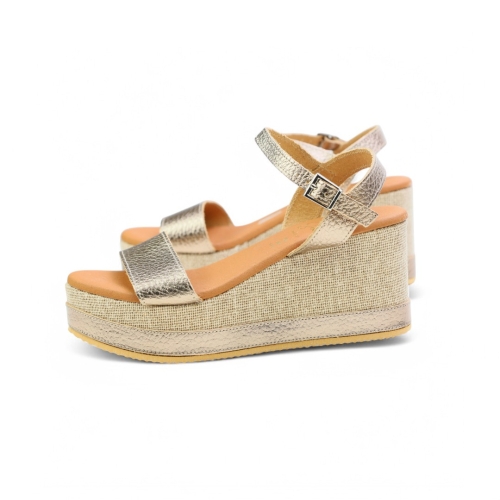 Дамски ежедневни сандали от естествена кожа в златно 5735 Oh My Sandals