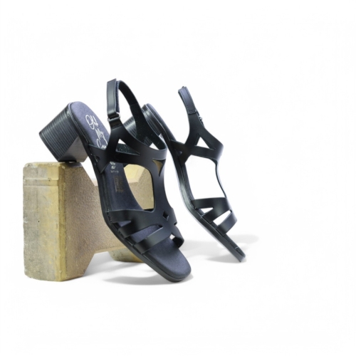 Дамски ежедневни сандали от естествена кожа черни 5615 Oh My Sandals