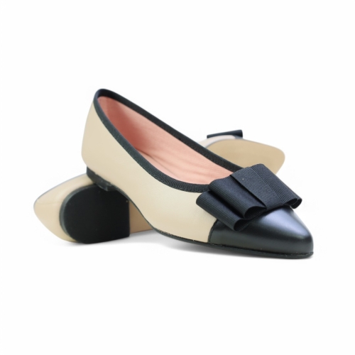 Дамски равни обувки от естествена кожа в бежово и черно 502