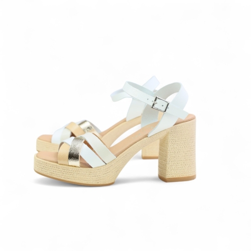 Дамски ежедневни сандали от естествена кожа в бяло 5733 Oh My Sandals