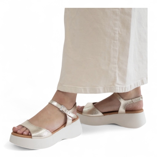 Дамски ежедневни сандали от естествена кожа в злато 5682 Oh My Sandals