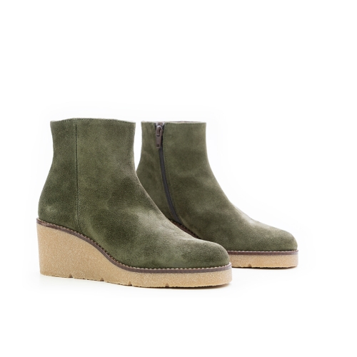 Дамски ежедневни боти на платформа от естествен набук каки 6103L-49193L Patricia Miller