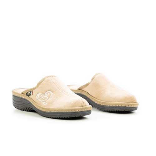 Дамски домашни пантофи бежови 17-161