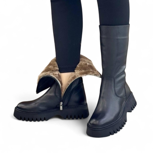 Дамски ежедневни ботуши от естествена кожа черни 2302