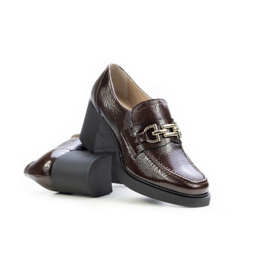 Дамски ежедневни обувки от естествен лак кафяви 32901-1002 Baerchi