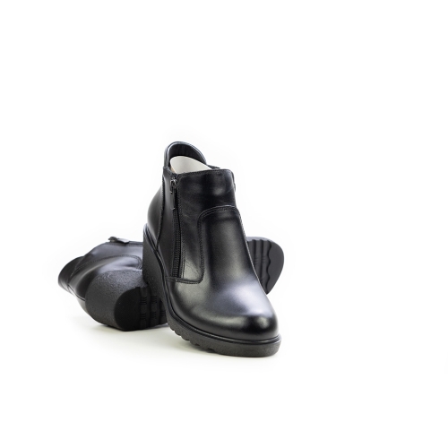 Дамски ежедневни боти от естествена кожа на платформа черни 750-32