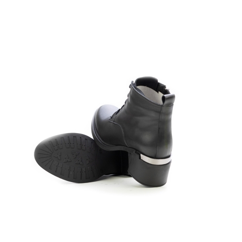 Дамски ежедневни боти от естествена кожа черни 651-13-106