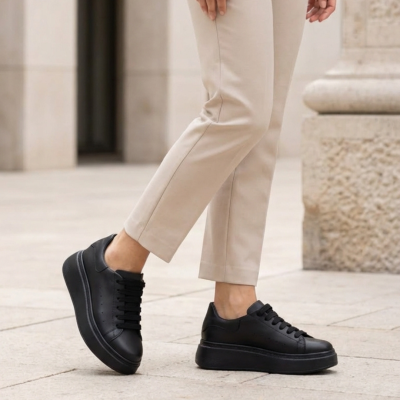 Дамски спортни обувки от естествена кожа черни K-210