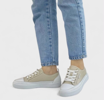 Дамски спортни обувки от естествена кожа бежови 1021