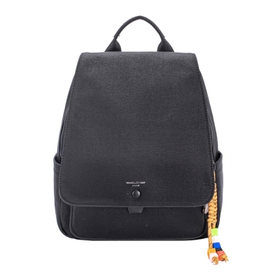 Дамска раница черна CM8411 David Jones