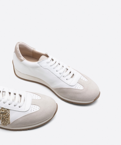 Дамски спортни обувки от естествена кожа в бяло и бежаво 7005-12048 Patricia Miller