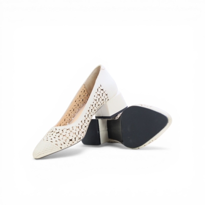 Дамски елегантни обувки от естествена кожа бежови 249-1 06