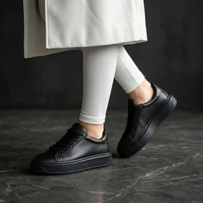 Дамски спортни обувки от естествена кожа черни 0555