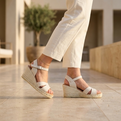 Дамски ежедневни сандали от естествена кожа бежови 5480 Oh My Sandals